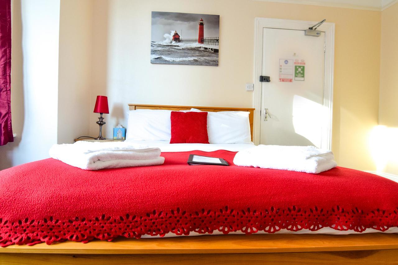 Eastbourne Reymar Bed & Breakfast Exterior photo