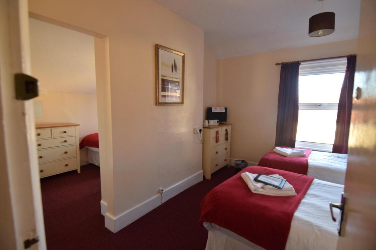Eastbourne Reymar Bed & Breakfast Exterior photo